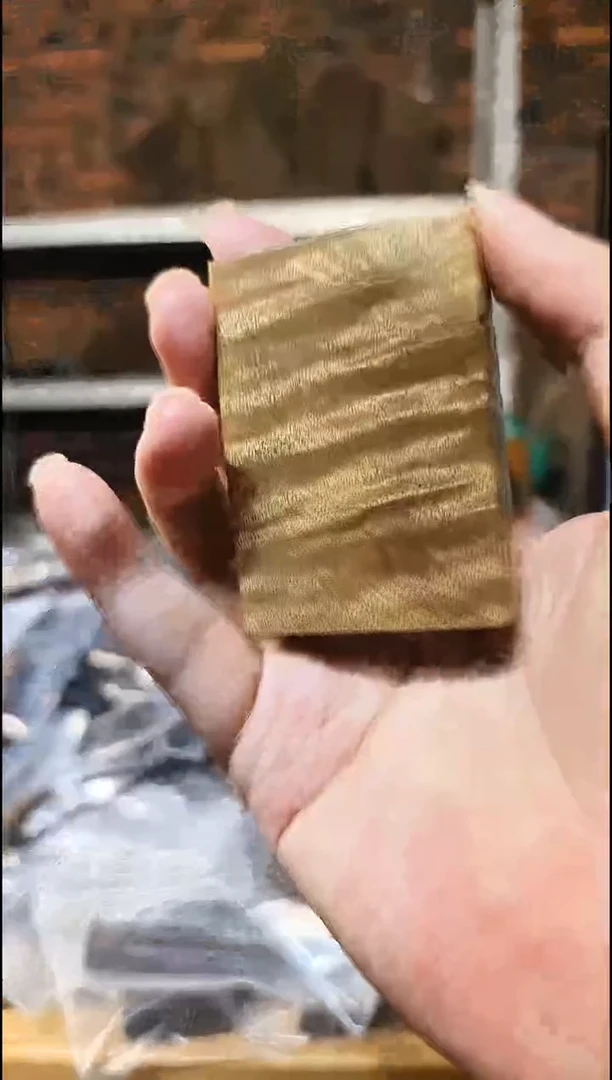 金丝楠无事牌手把件