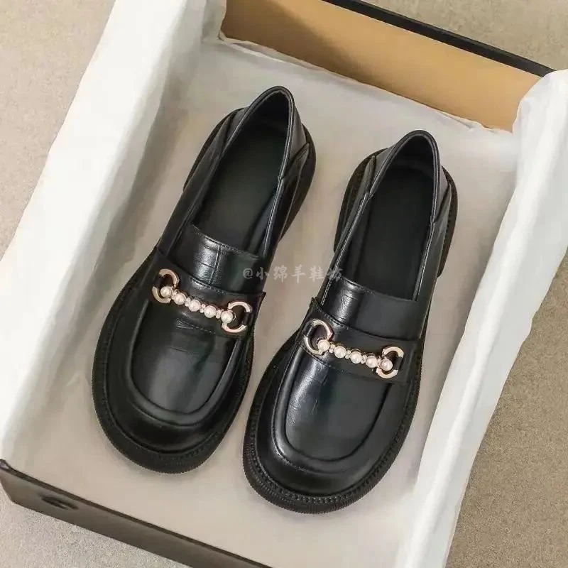 英伦小皮鞋女2024秋季新款软皮单鞋低跟百搭一脚蹬休闲乐福鞋女潮