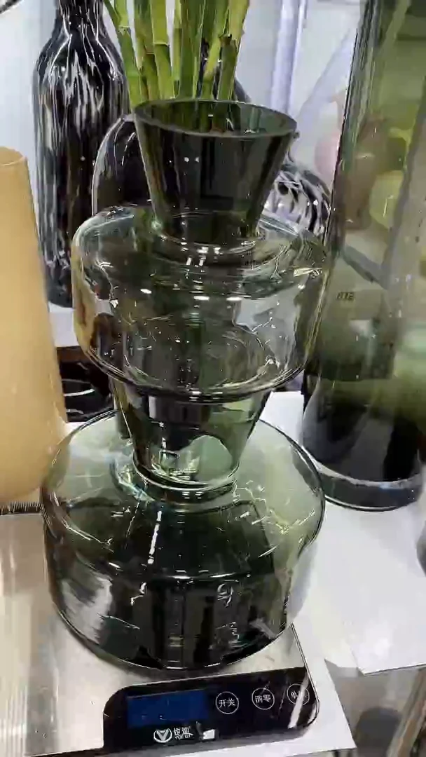 绿色花瓶大小2个