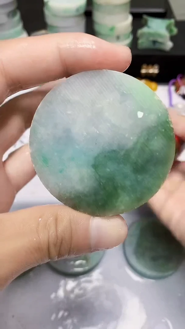 翡翠裸石缅甸天然翡翠A货Y81