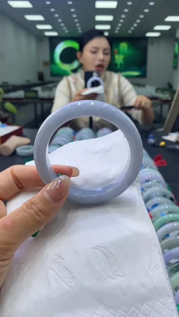 未镶嵌手镯翡翠00002555