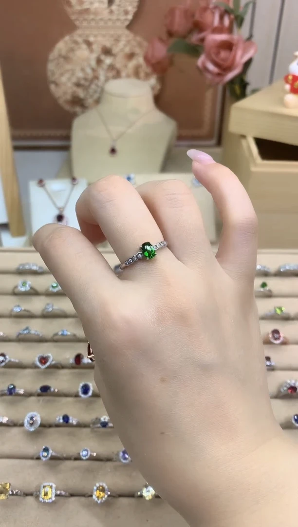 银S925镶嵌透辉石戒指透辉石