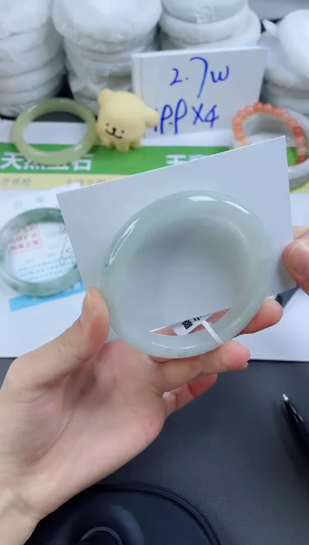 【闪购商品】石英质玉手镯未镶嵌133-59.1