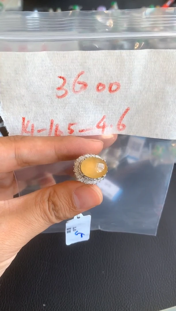 未镶嵌定制翡翠缅甸A货翡翠，拍一发一