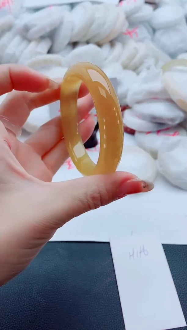 未镶嵌手镯石英质玉H196-59-60