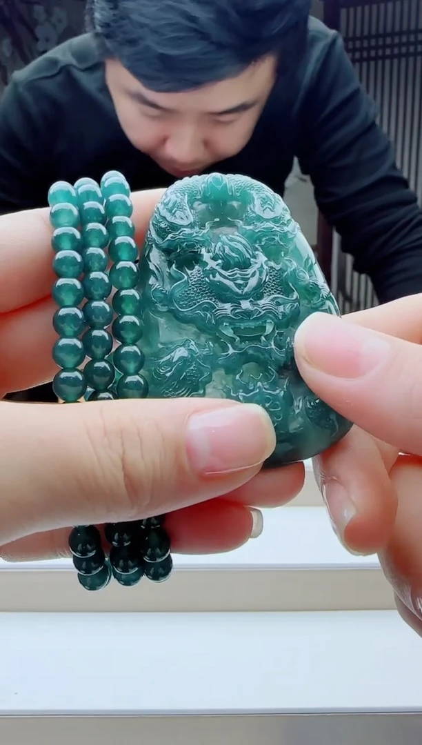 颈饰未镶嵌翡翠多样性随机一件发货