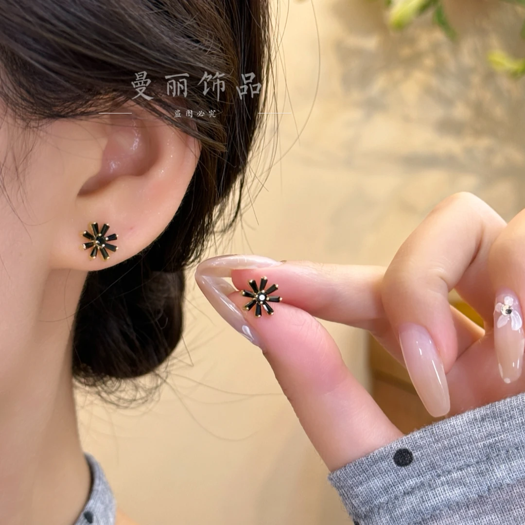 铜合金耳饰 2025独特气质黑金太阳花耳钉