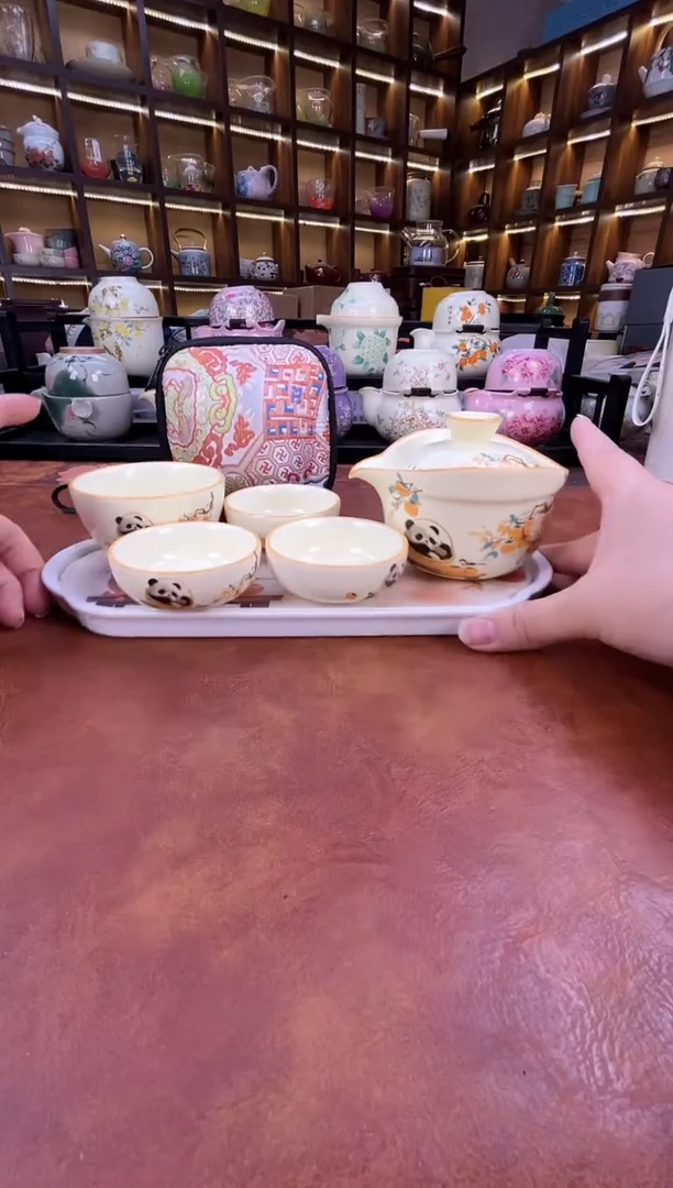 瓷片熊猫4杯款旅行套装+熊猫盘