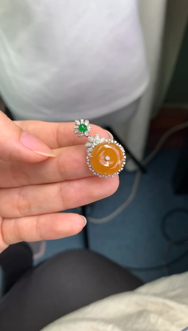 18K金镶嵌定制翡翠模式推广期48小时鉴赏期