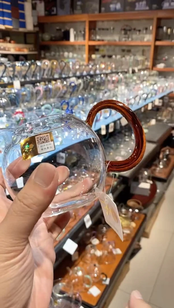 畅然琥珀111111111111