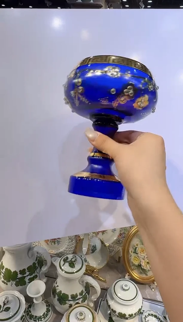 骨瓷娜娜中古瓷器如图所示31