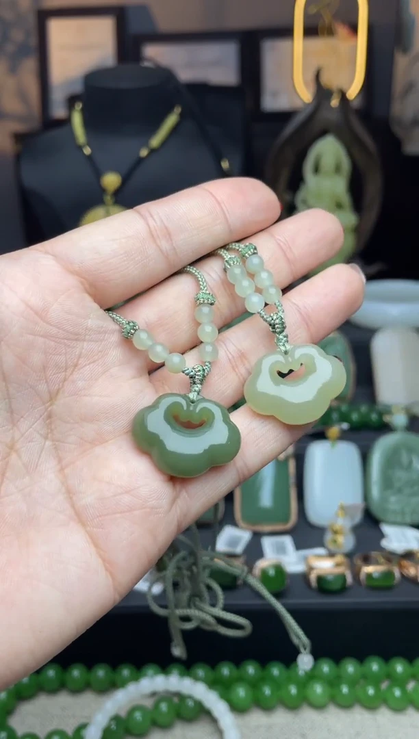 【闪购商品】和田玉颈饰未镶嵌吊坠多样性发其一f043