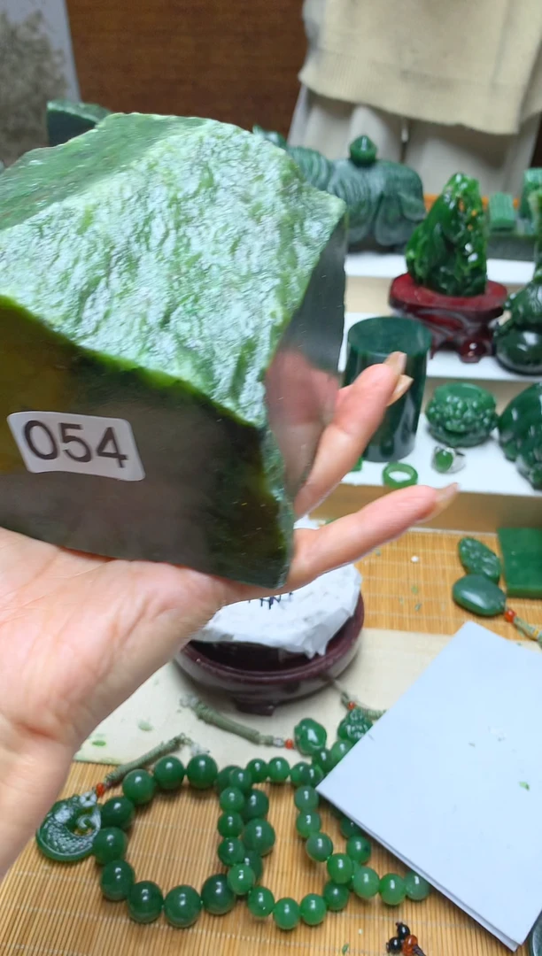 未镶嵌和田玉珠宝半成品1