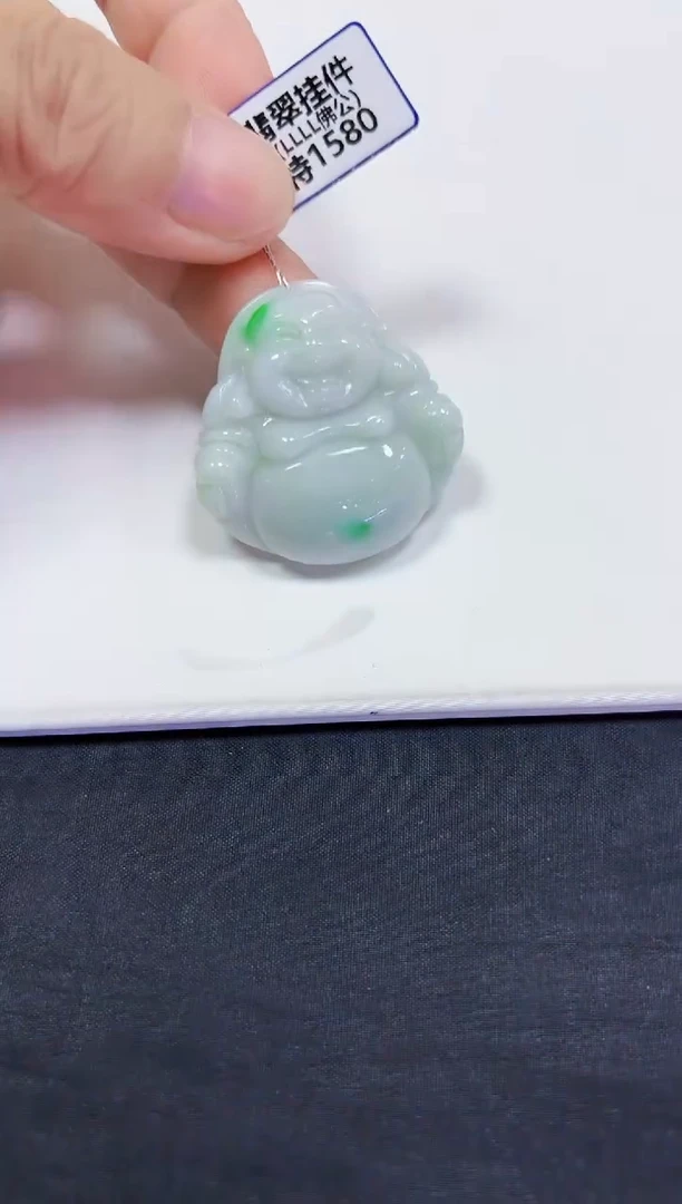 翡翠未镶嵌颈饰挂件
