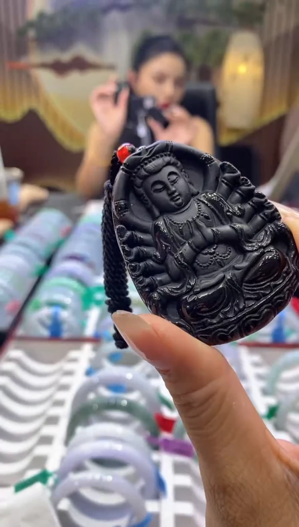 翡翠未镶嵌颈饰?**?00001331