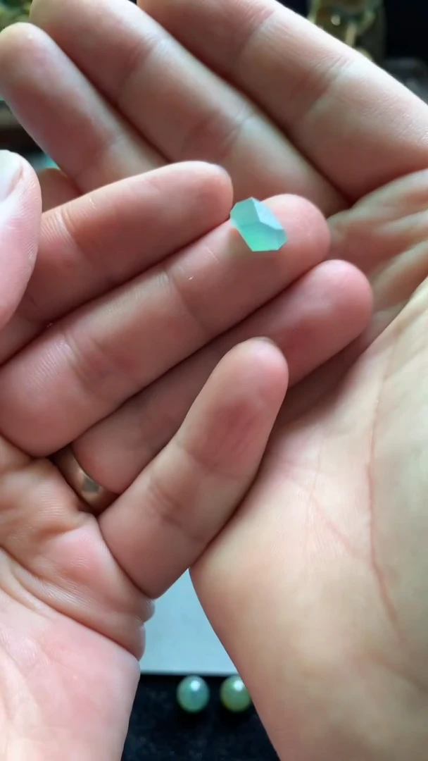 定制翡翠未镶嵌天然翡翠A货源头