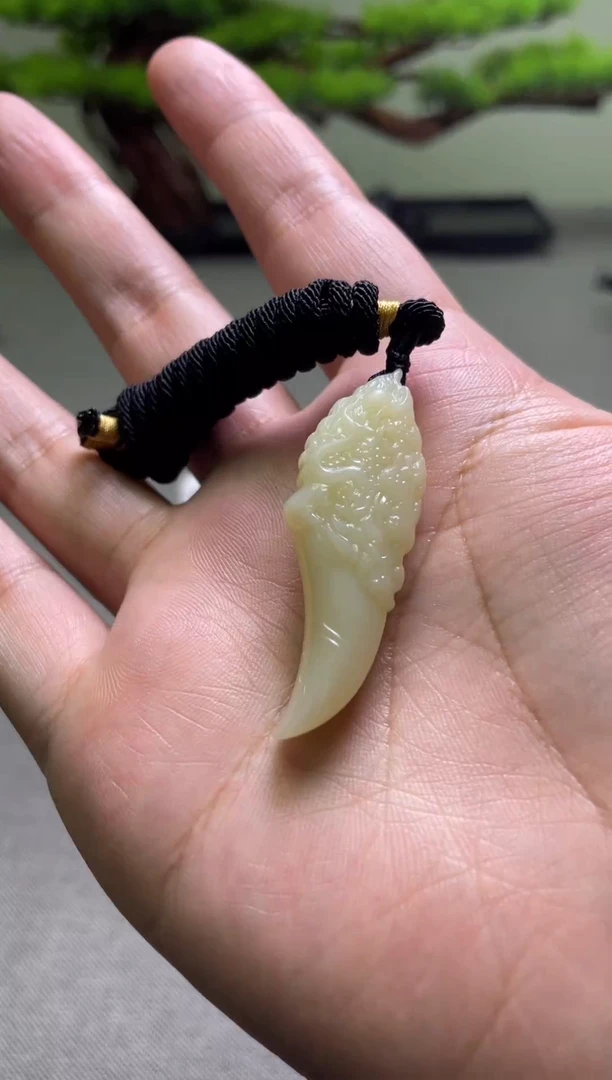 颈饰未镶嵌和田玉适*1