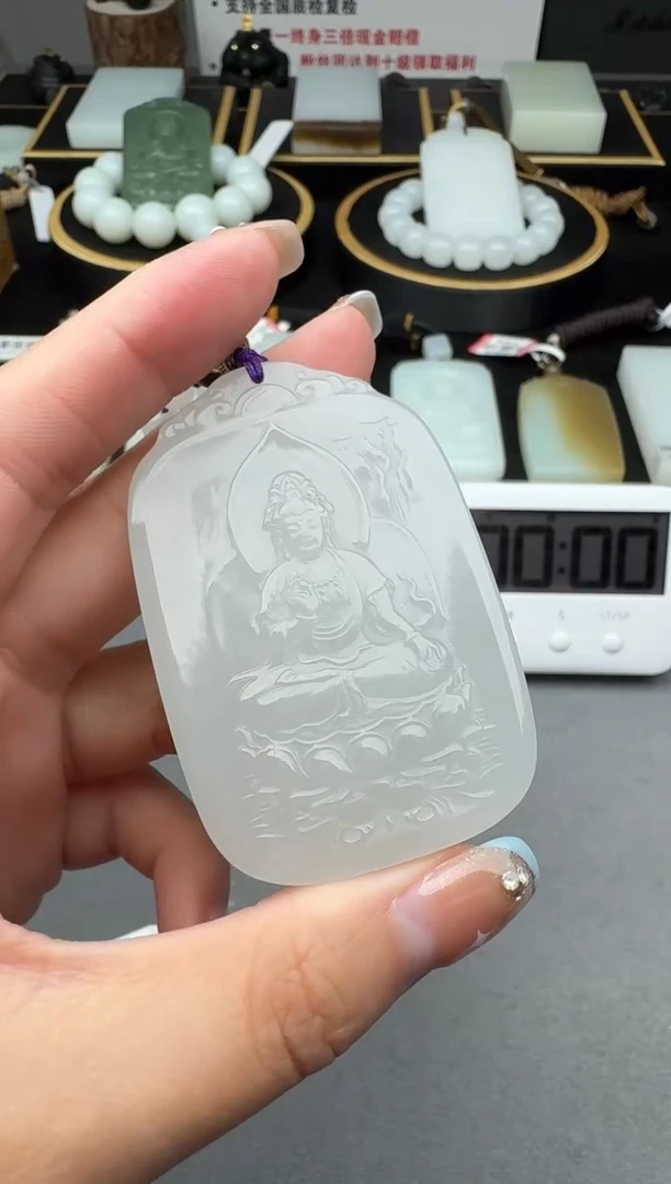 颈饰未镶嵌和田玉3