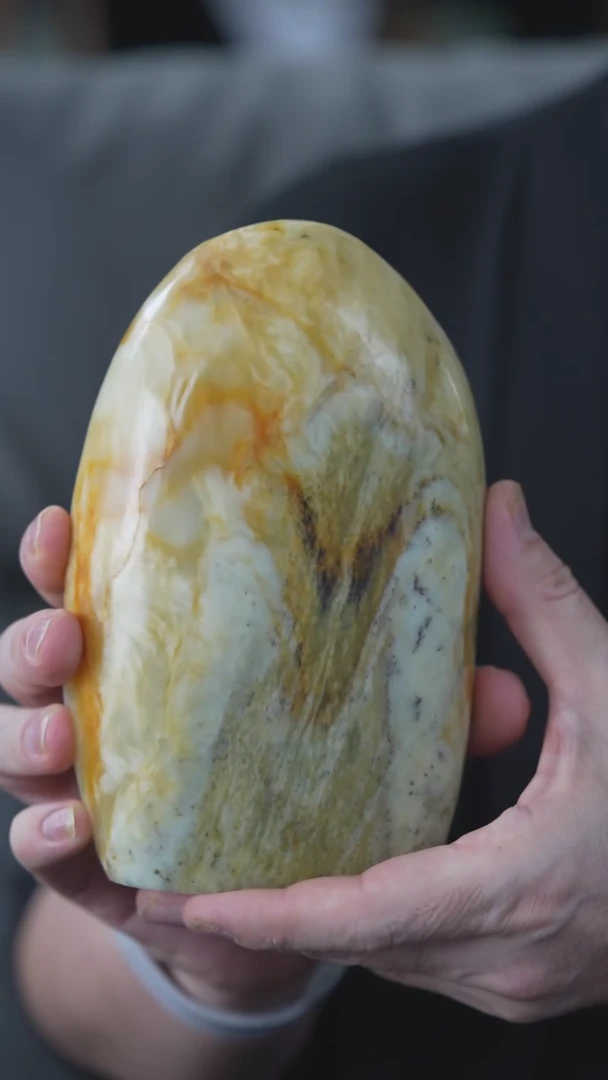 未镶嵌岫玉摆件原石