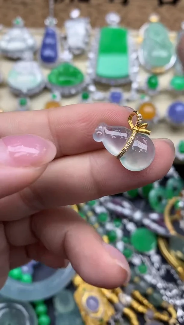 【闪购商品】翡翠颈饰18K金镶嵌164-中国好珍宝