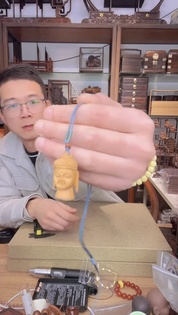 【闪购商品】乌木类书架481老山檀佛头