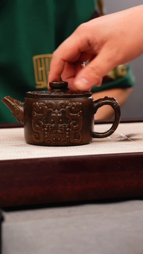 茶壶紫砂古铜泥 青铜纹汉瓦 刻绘