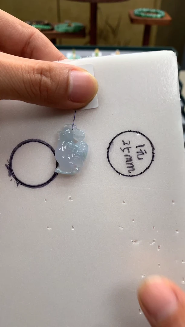 翡翠未镶嵌吊坠(不含链)公鸡