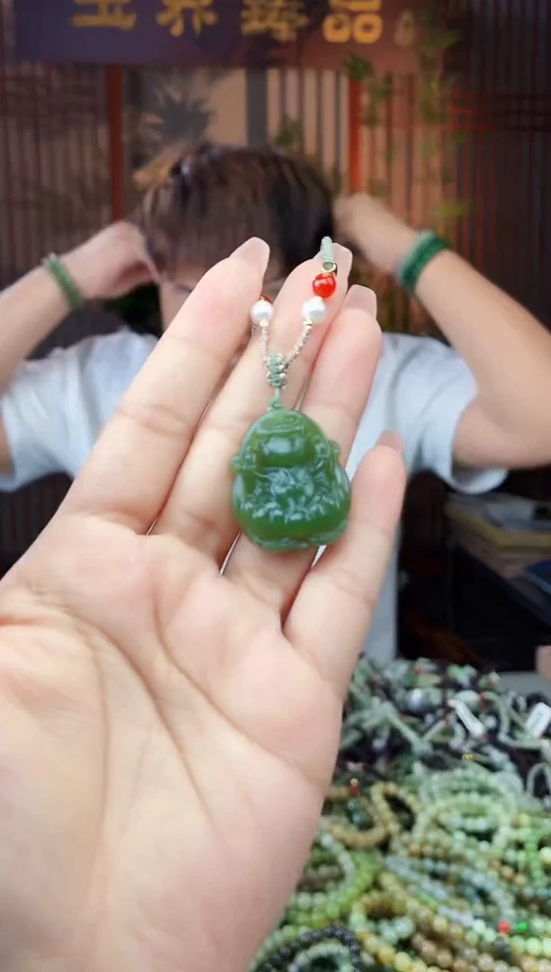 和田玉未镶嵌颈饰拍一发一