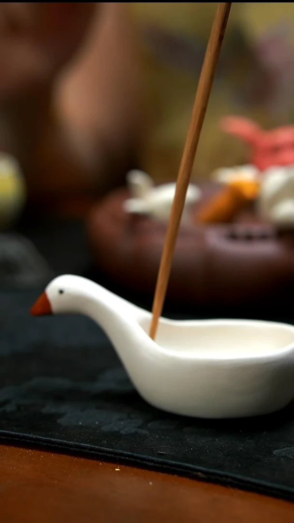 茶壶紫砂白鹅香插