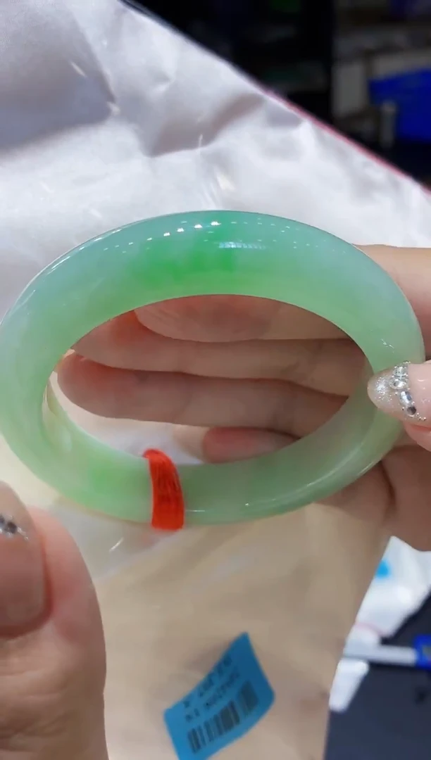 未镶嵌手镯翡翠翡翠手镯56