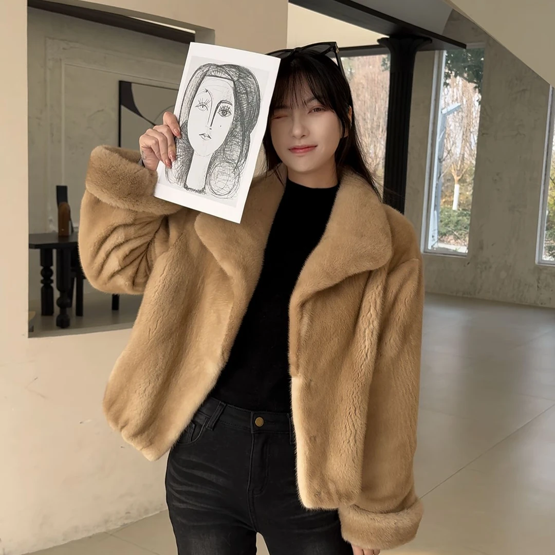 2025新款水貂 时尚优雅挽袖立翻领进口紫金短二小母貂 8011