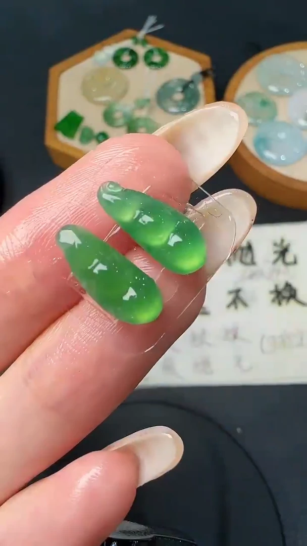 定制翡翠未镶嵌毛货72