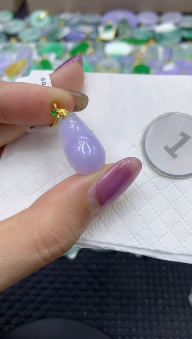 颈饰18K金镶嵌翡翠天然缅甸翡翠A货