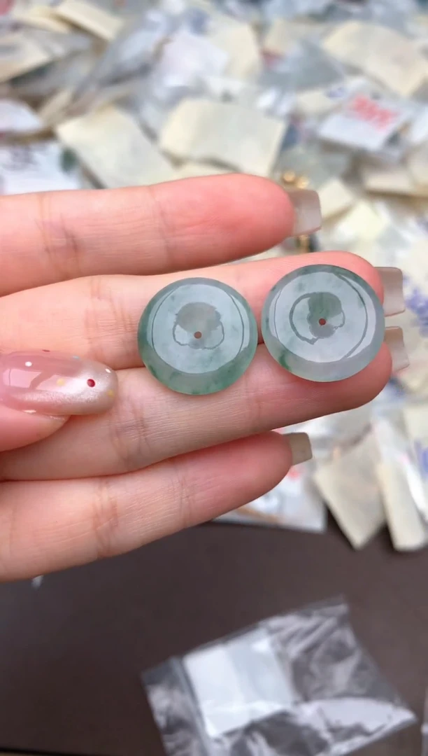 未镶嵌挂件翡翠一