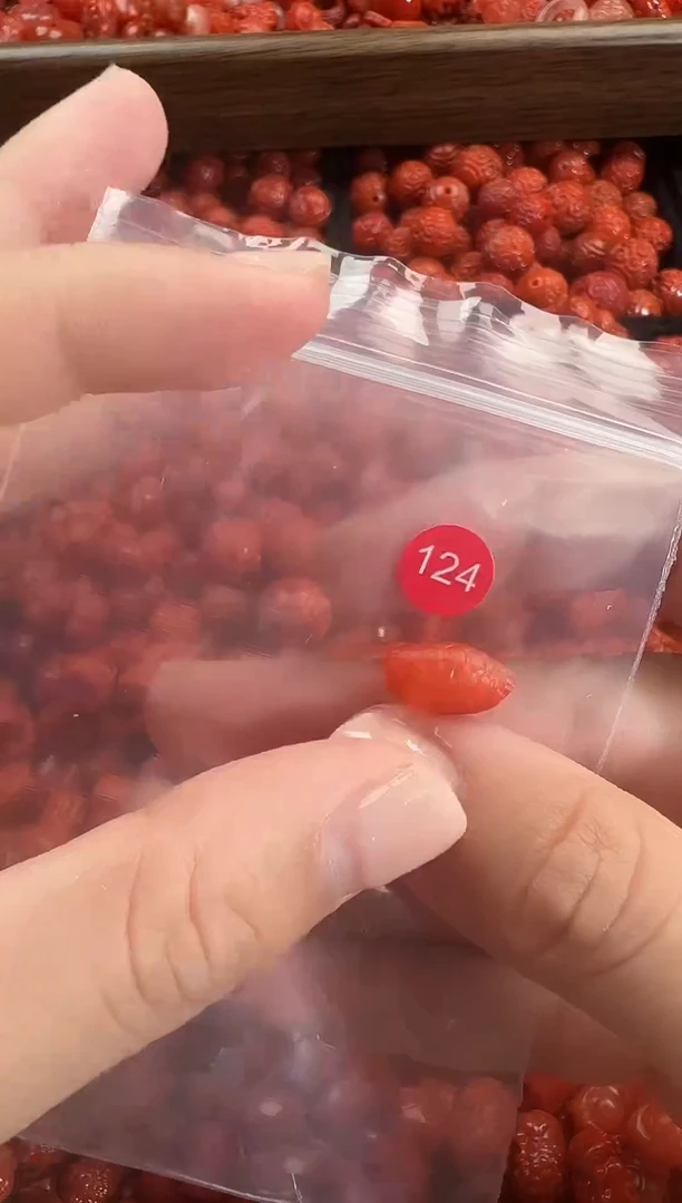 颈饰未镶嵌南红玛瑙1