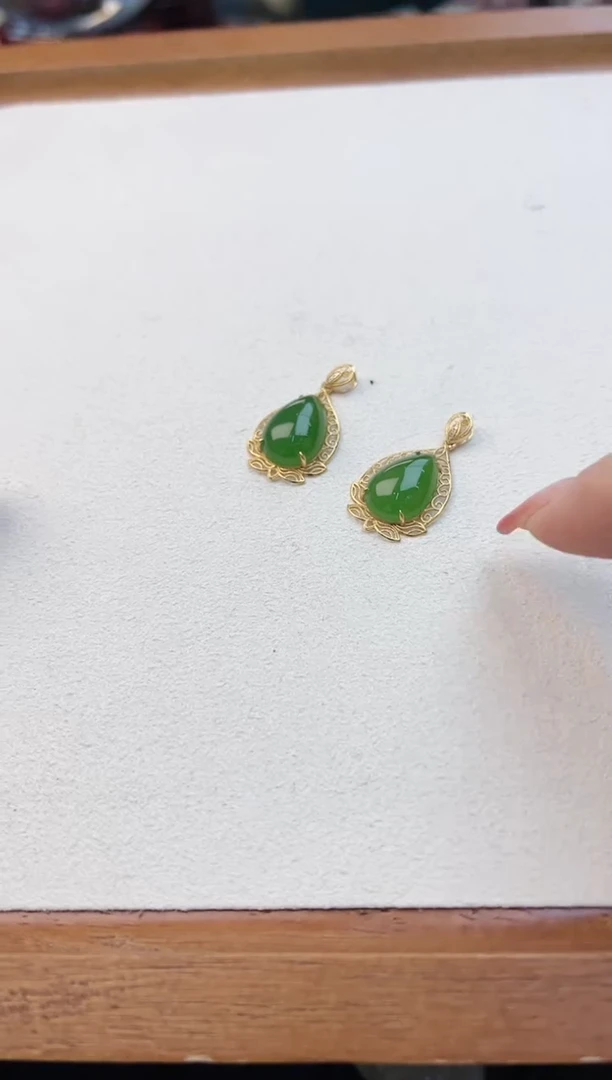 【闪购商品】和田玉吊坠18K金镶嵌吊坠多样性发一