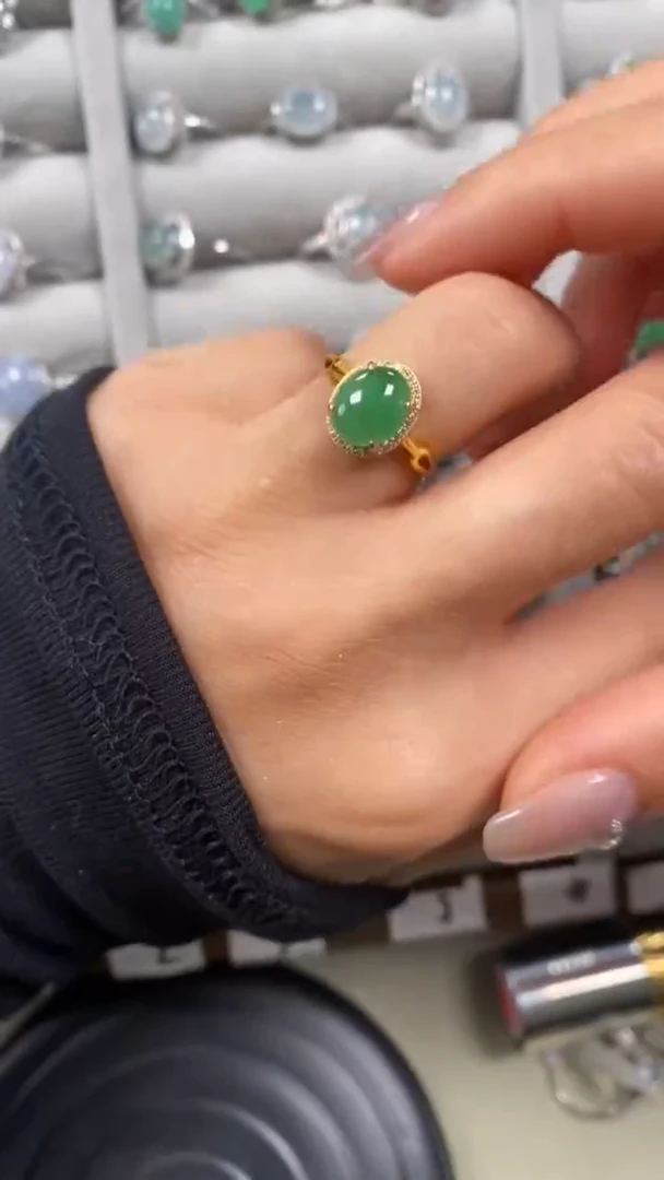 【闪购商品】翡翠戒指银S925镶嵌9654