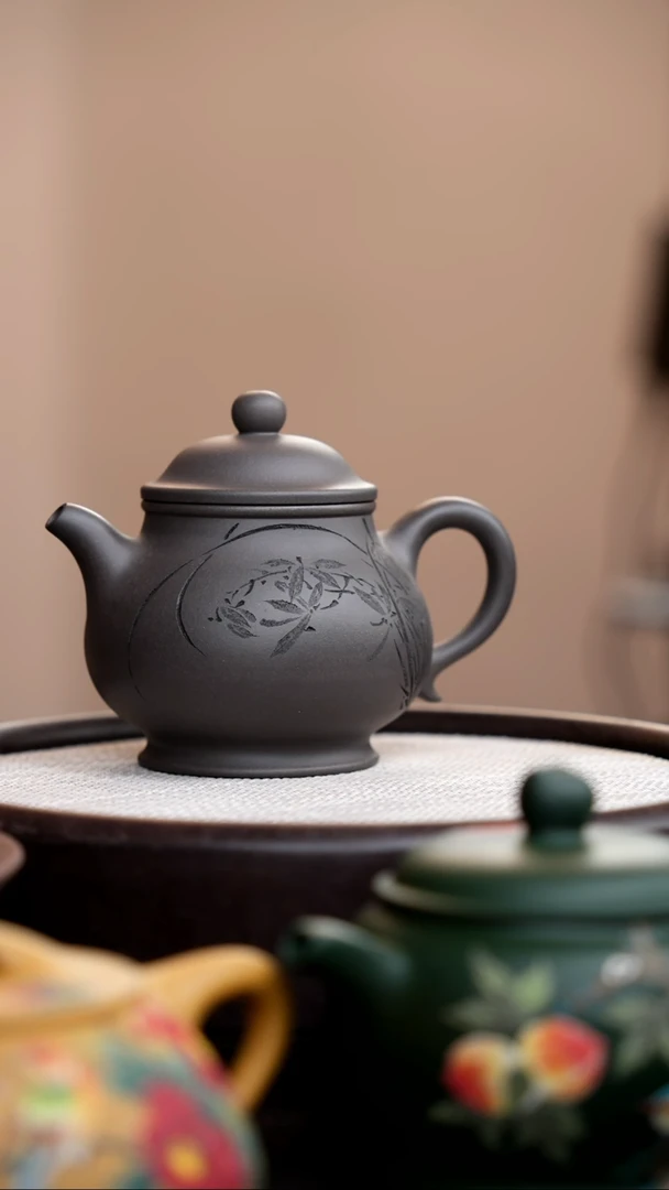 茶壶紫砂天青泥潘壶刻兰花008