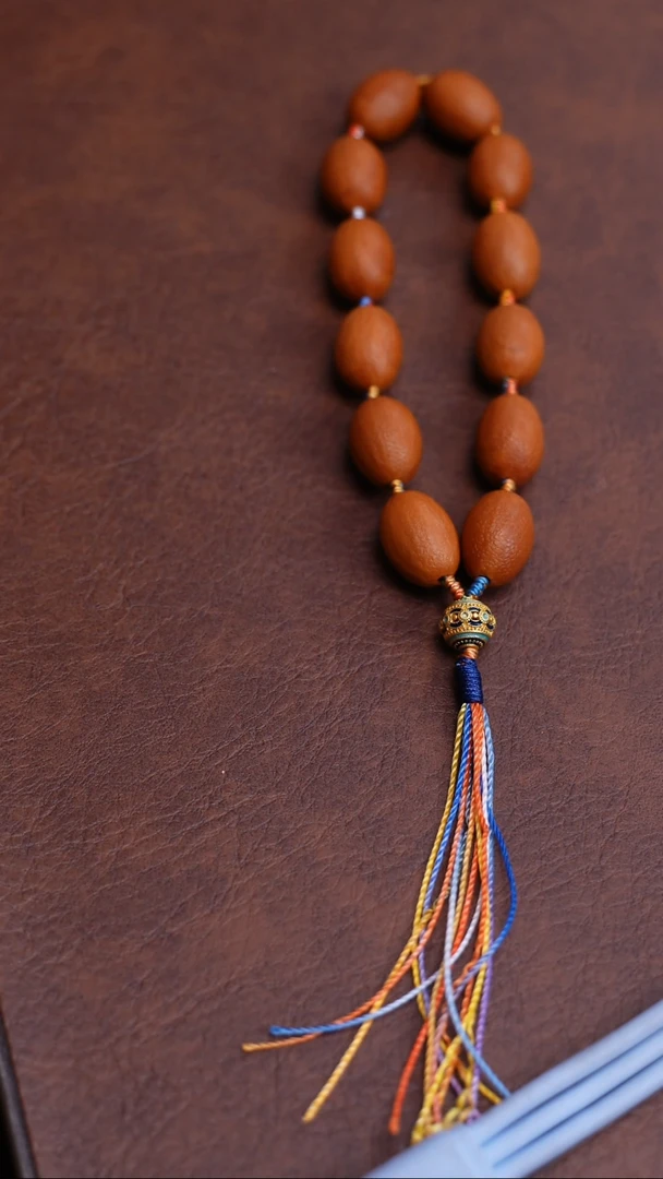 手串橄榄核四***?苏工橄榄核