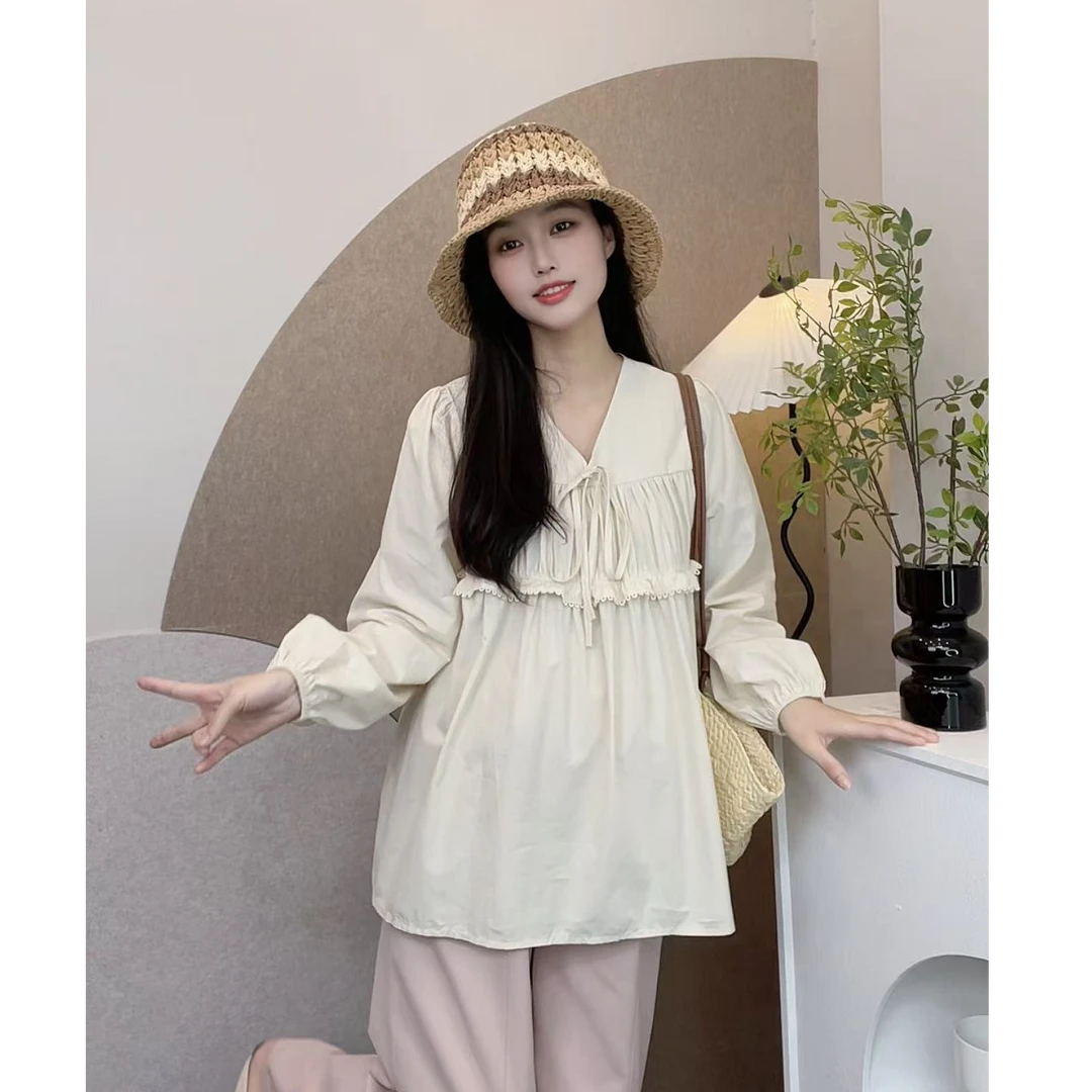 孕妇新款秋季孕妇宽松V领衬衫设计感木耳边花边长袖娃娃衫衬衣