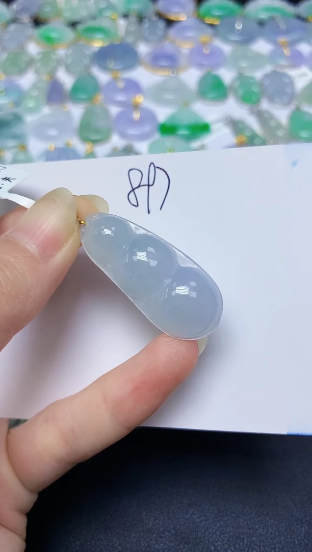 翡翠18K金镶嵌颈饰天然缅甸翡翠A货