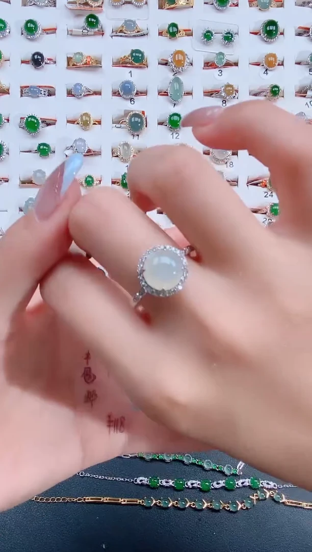 翡翠戒指银S925镶嵌天然翡翠