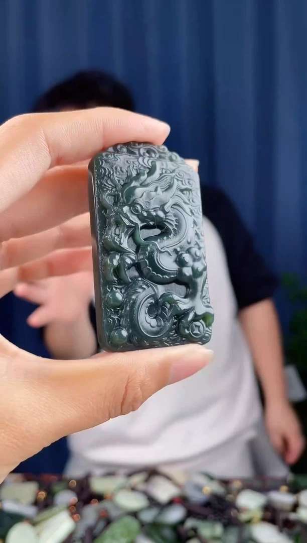 未镶嵌和田玉挂件拍一发一，多样性发货