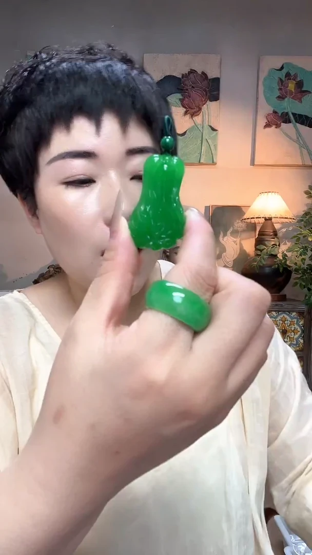 吊坠(赠链)合金翡翠642