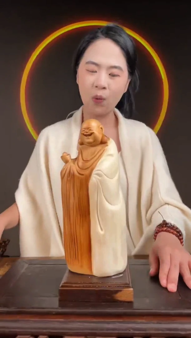 柏木（崖柏）手工摆件,先抢先得! 编号:208