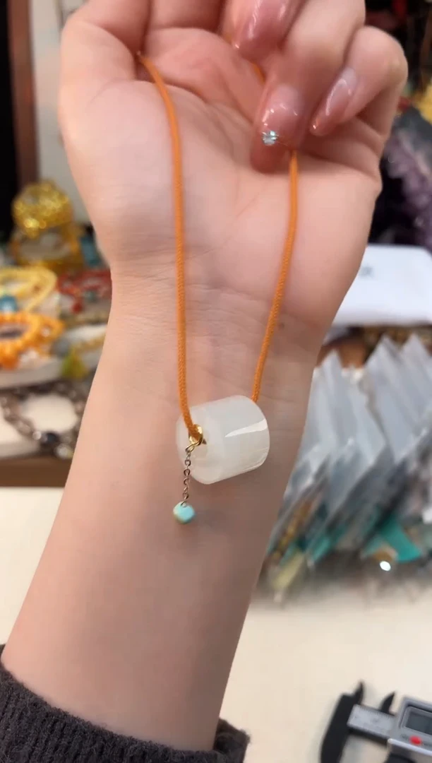 未镶嵌和田玉吊坠@@E921D018839