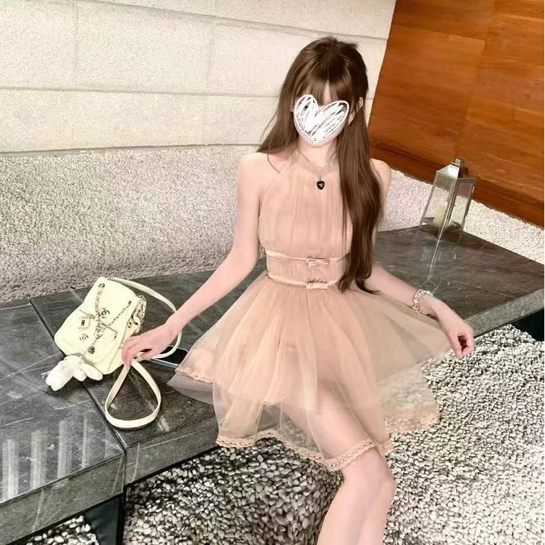 Sorbet微醺 粉色挂脖不规则下摆纯欲甜美收腰连衣裙