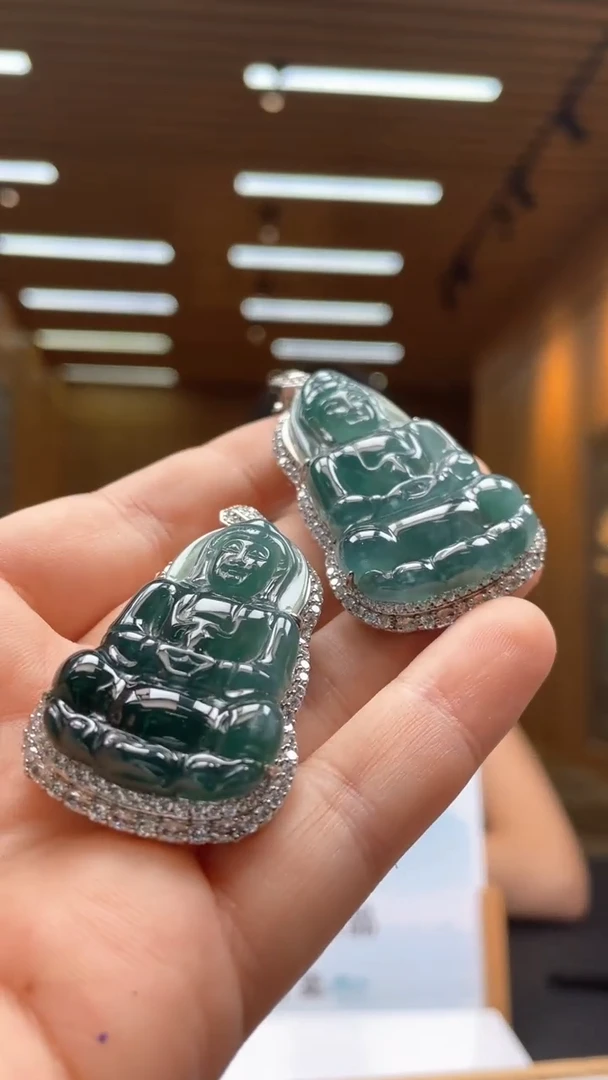 翡翠未镶嵌颈饰多样性发货（只发一件）x1