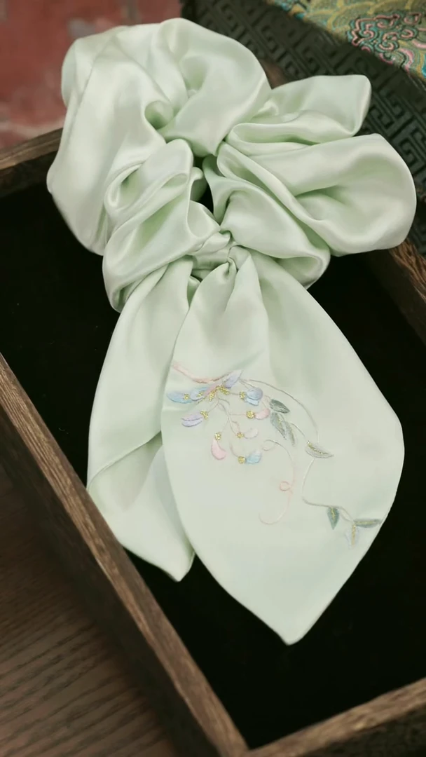 刺绣湘传礼纯手工发圈