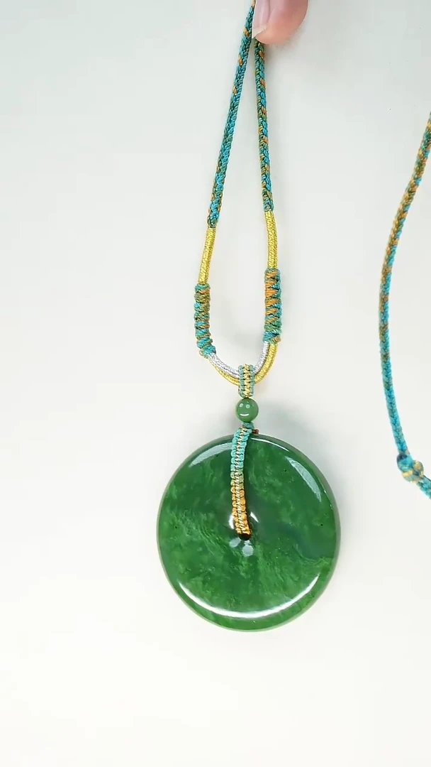 吊坠(赠链)未镶嵌和田玉1